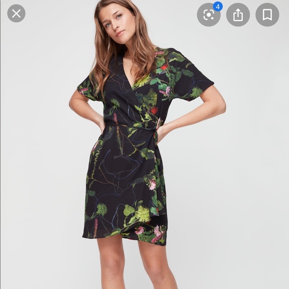 Aritzia Dresses & Skirts - BNWT Aritzia Wilfred Wallace Dress - XS